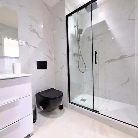 - Welcome To Laura Balneo Apartament *