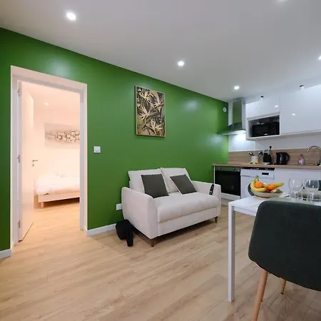 - Welcome To Laura Balneo Apartament Rouen