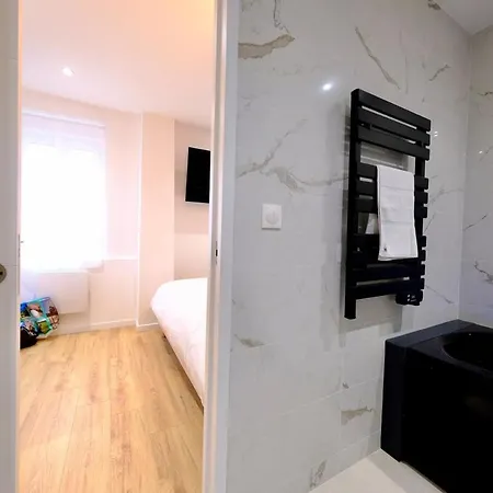 - Welcome To Laura Balneo *