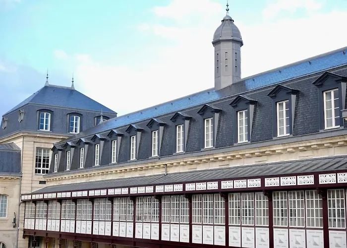 - Welcome To Laura Balnéo Appartement *